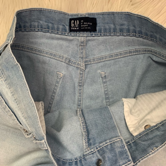 Gap Denim 5” Relaxed Shorts - Picture 8 of 9